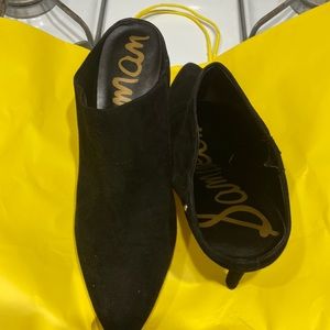 Black suede slides. 3 1/5 inch